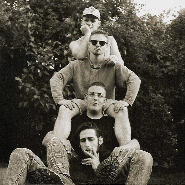 Schwarz-weißes Bandfoto aus den 1990er Jahren von Franz Mopeds damaliger Band Rank